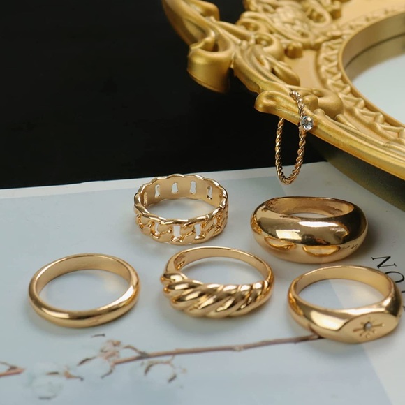 Boutique | Haleigh Dome Ring 18k Gold Plated NWT Size 7 - Picture 4 of 8